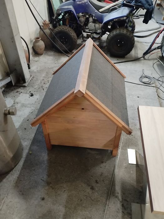 Кучешка къщичка за малки породи