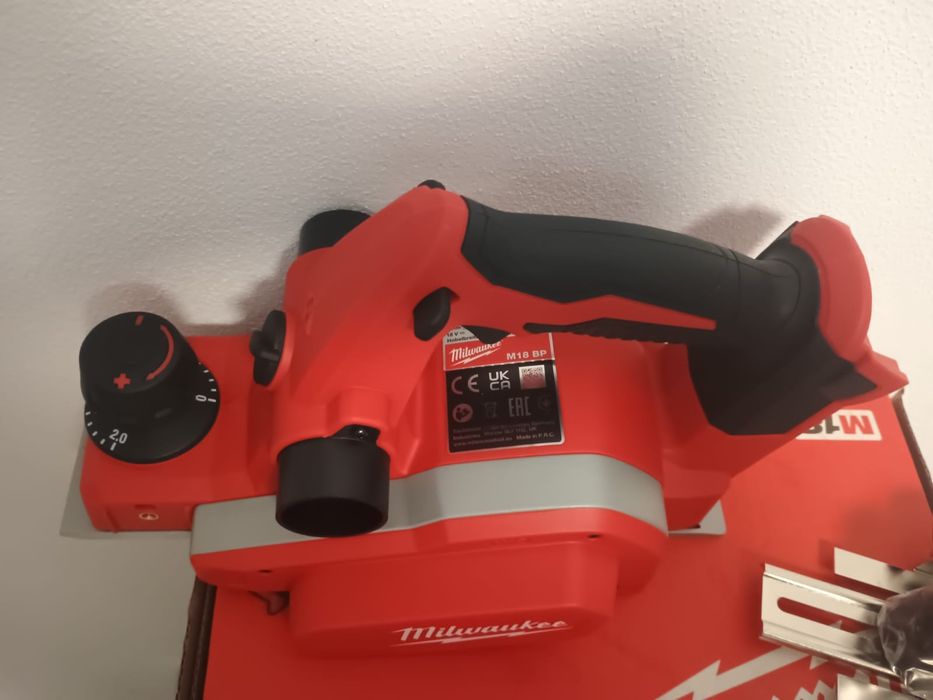 Rindea milwaukee m18 BP noua. La cutie