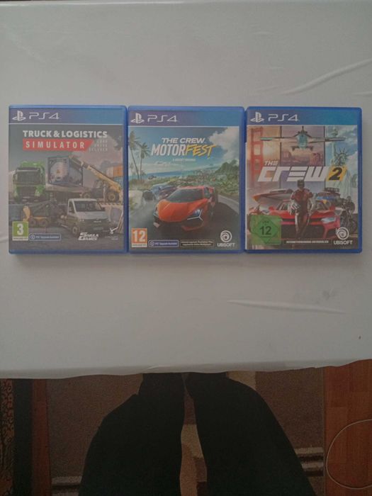 Vând 7 jocuri plus cadou