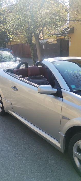 De vînzare reno decapotabil urgent