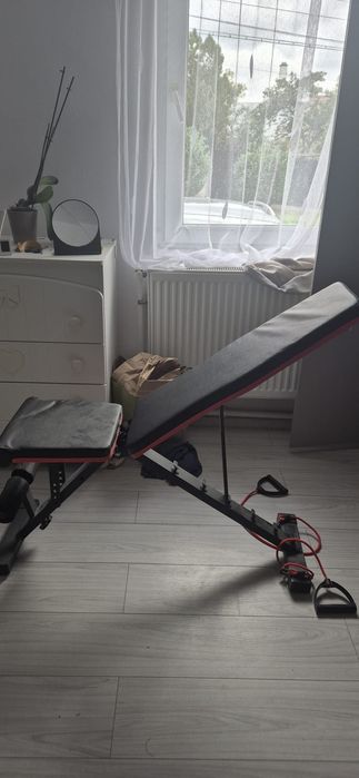 Banca de sport +gantere reglabile si bara de piept