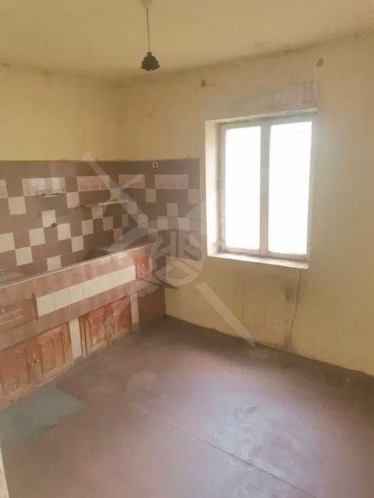 Продава се Къща в Чепеларе - 600 кв.м за 84 €/кв.м - Снимка #3