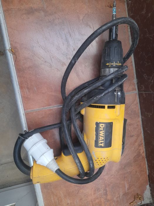 DEWALT  Milwauke  дрел