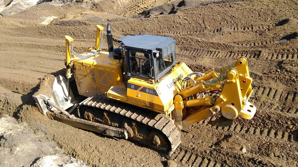 Бульдозер 38 тонн расмий дилердан!