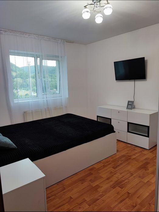 Închiriez apartament 2 camere în orașul Năsăud