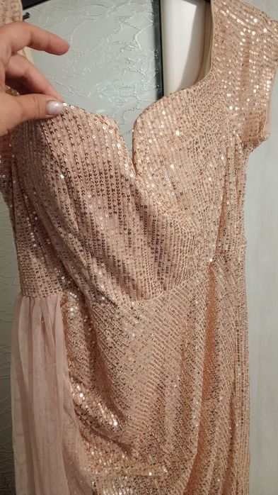 Rochie elegantă măsură Xl xxl auriu