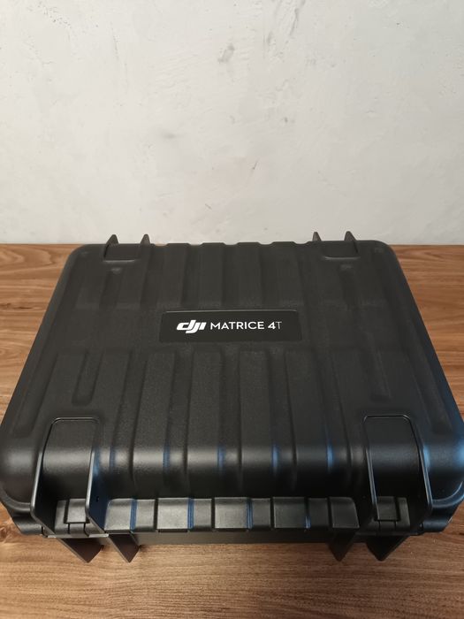 Дрон DJI MATRICE 4T (новый, на гарантии.)
