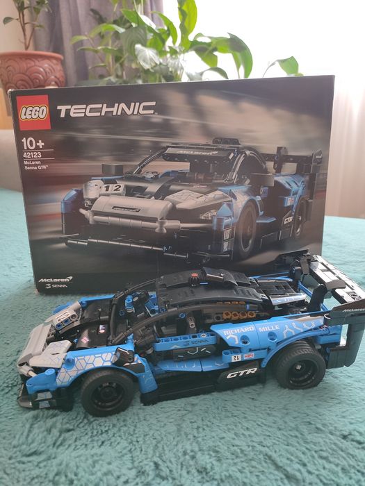 Продам лего McLaren