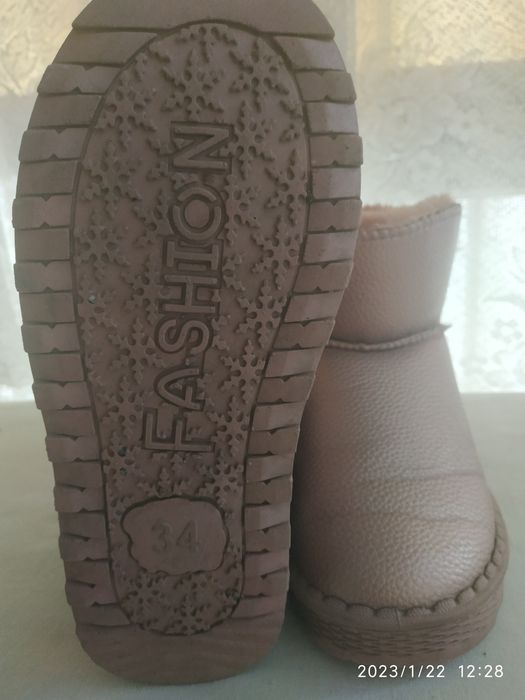 Сапоги для девочки