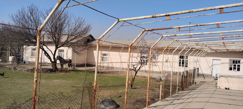 UY SOTILDI.    12 Sotik .8 xona