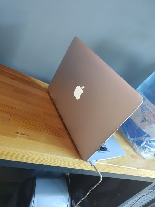 Macbook air 13 inch обмен
