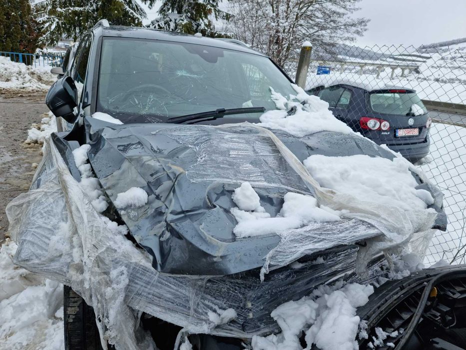 Dezmembrari piese VW Tiguan 5N ALLSPACE R-LINE 2.0 TDI DSG