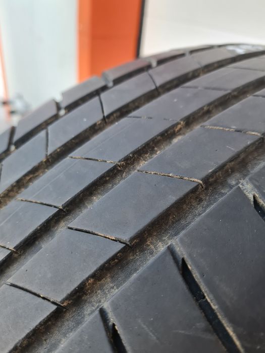 Летни гуми 2 броя BRIDGESTONE Turanza T005 215 65 R16 дот 0621