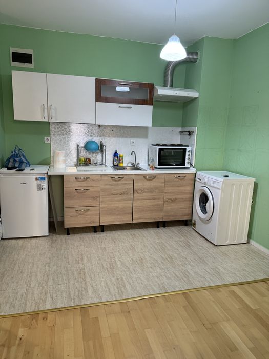 Дава се под наем Двустаен апартамент в Елин Пелин - 60 кв.м за 306 € - Снимка #1