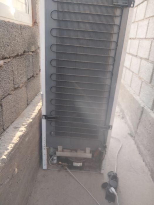 Холодильник двухкамерный