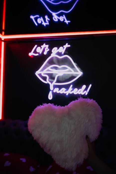 Apartament cu Jacuzzi și leduri ambientale