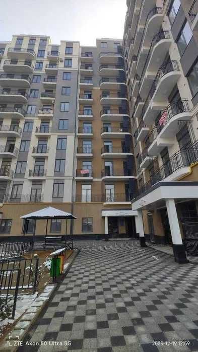 Aviasozlar Plaza ориентир Кадышева, состояние коробка 99.8м2