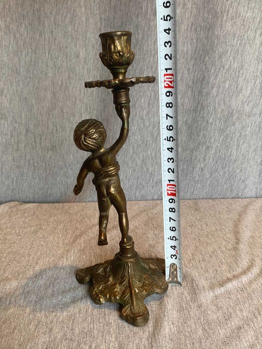 Сувенирен  месингов свещник държач за свещ с ангел