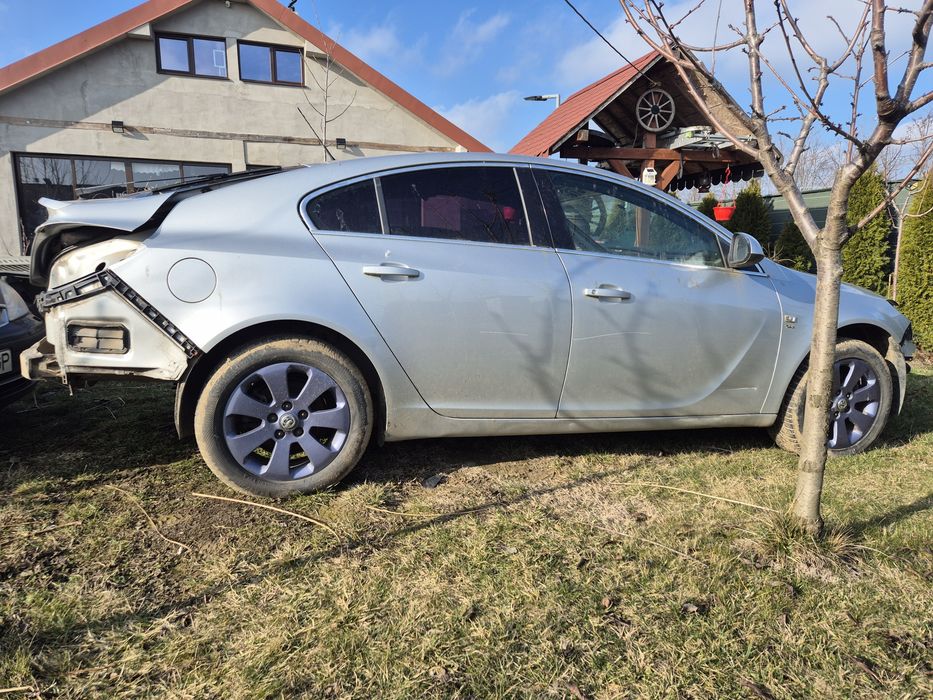 Dezmembrez Opel Insignia 2.0 CDTI