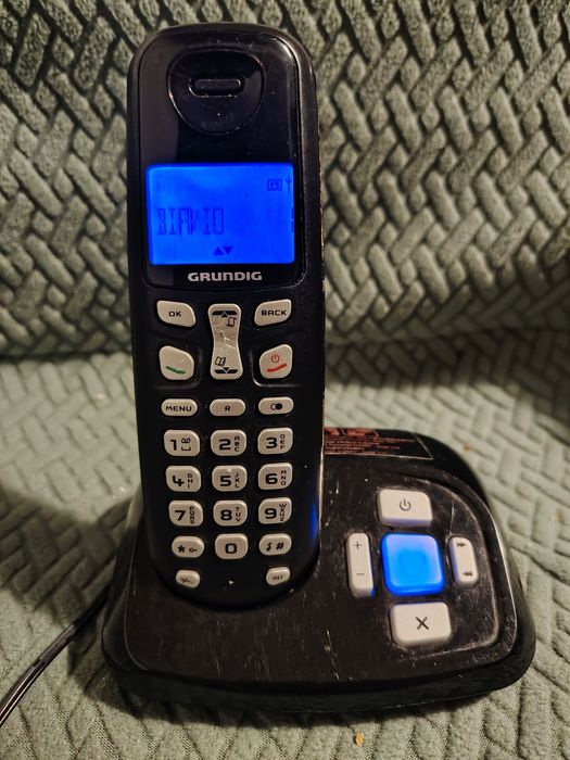 Telefon fara fir portabil Grundig