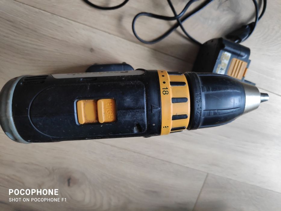 Autofiletanta Panasonic 12 v  3.5Ah