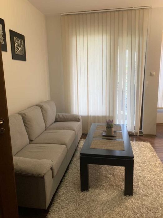 Двустаен Апартамент в Смирненски