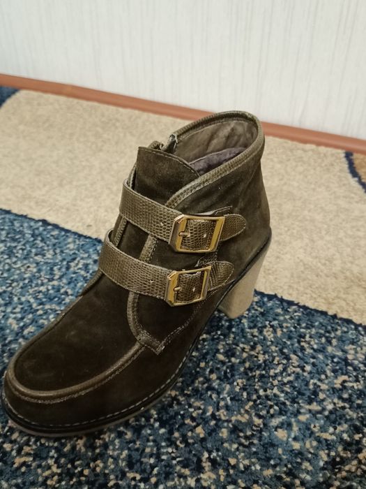 Зимние теплые ботинки