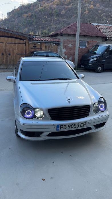 Оригинални къстъм фарове w203