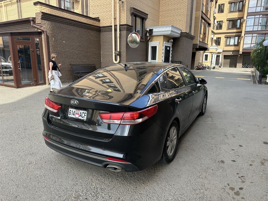 kiA Optima  2016 год