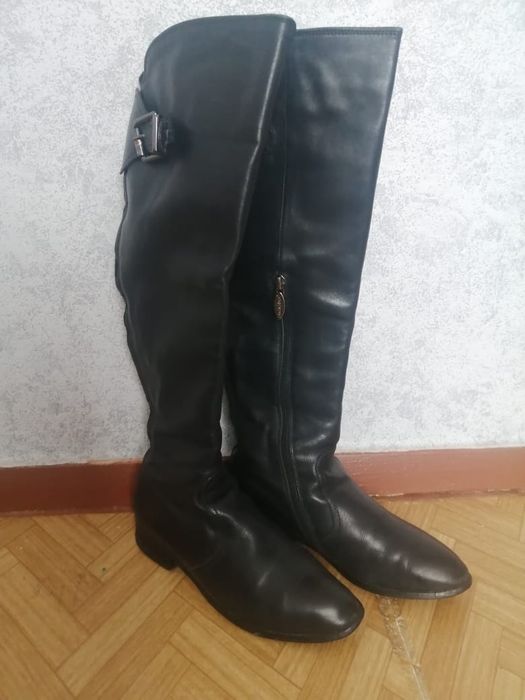 Продам осенние сапоги