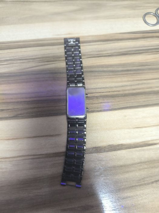 Браслет часы наручные ( стильные )