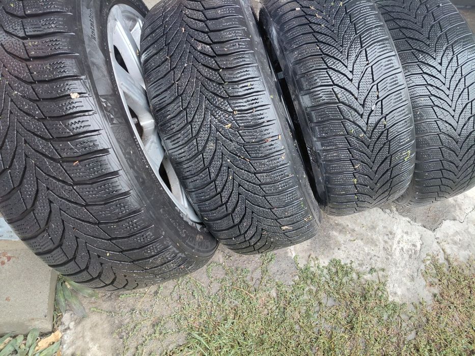 Зимни гуми с джанти 225/50R17