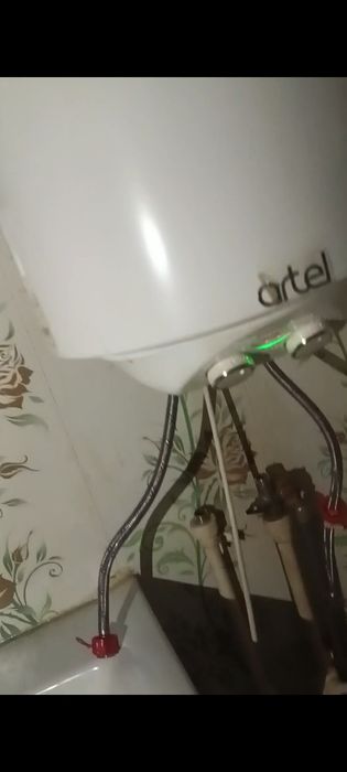 Продам бойлер 50л