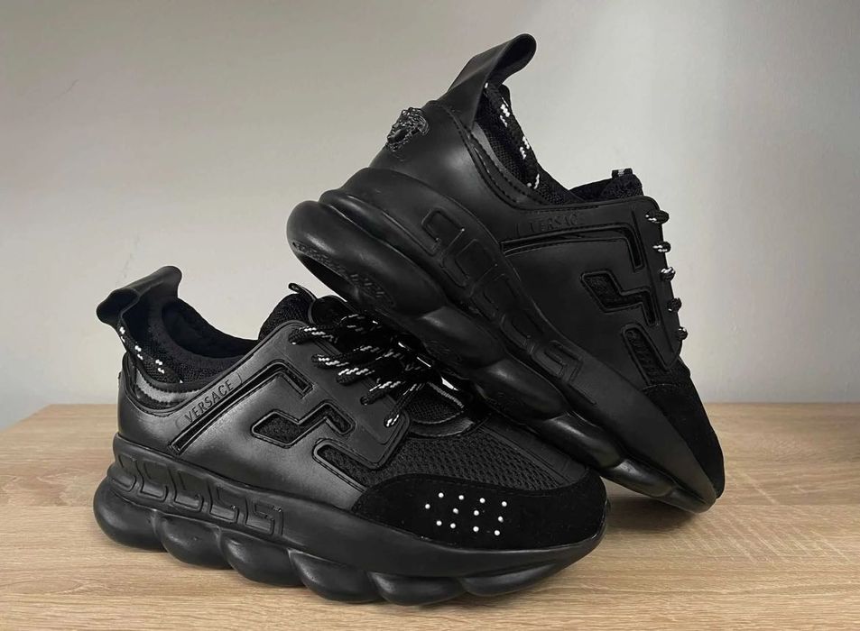 Versace black  marimea 40