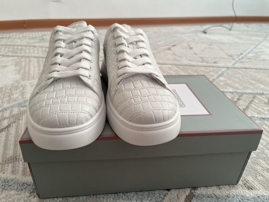 TOM FORT гарантия