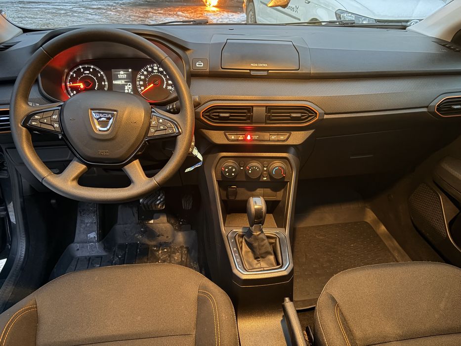 Sandero Stepway 2021 automat