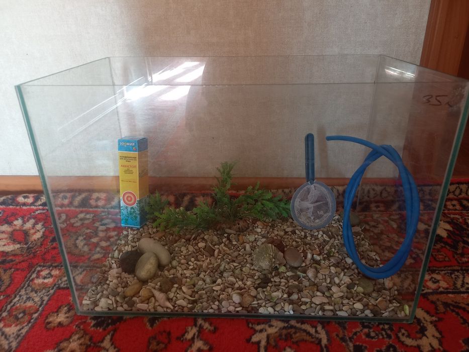 Продам аквариум 35л.