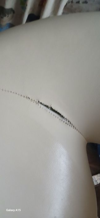 Scaune cu picior reglabil