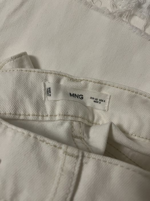 Дънки на  Mango