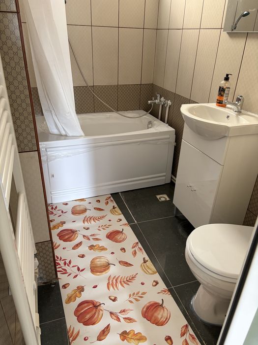 Casa de inchiriat Sector 1