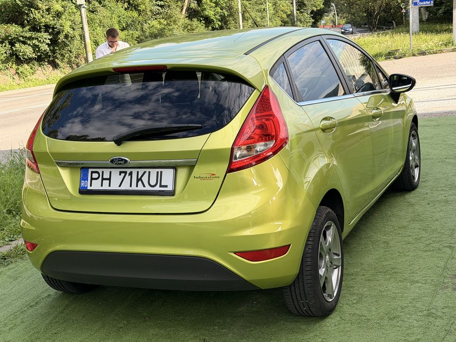 Ford Fiesta  benzina si in Rate