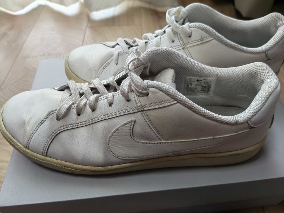 Маратонки NIKE 44 номер