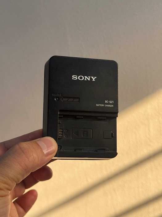 SONY BC-QZ1 Original