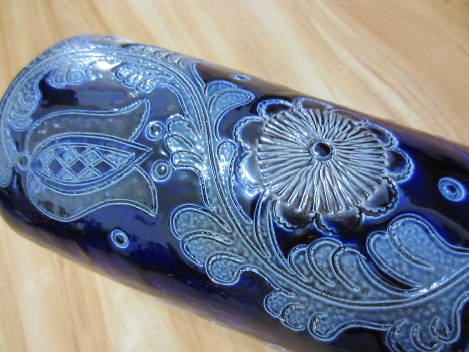 Sticla superba ceramica portelanata,an 1950,marcata - colectie,ieftina