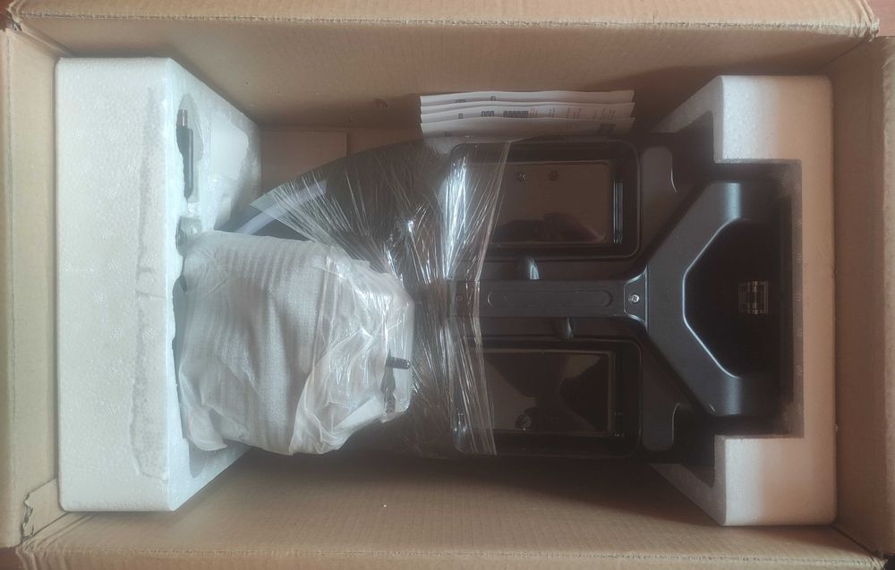 Лодка за захранка Flytec V020 с GPS +  сак и зарядно за автомобил