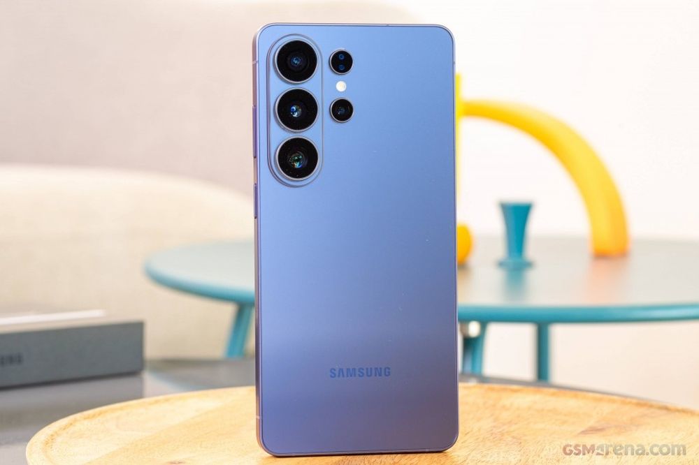 Продавам като нов Samsung Galaxy S26  ultra
