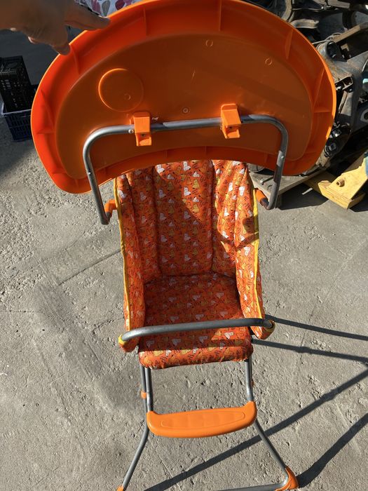 Продам деский стулчик для кормление