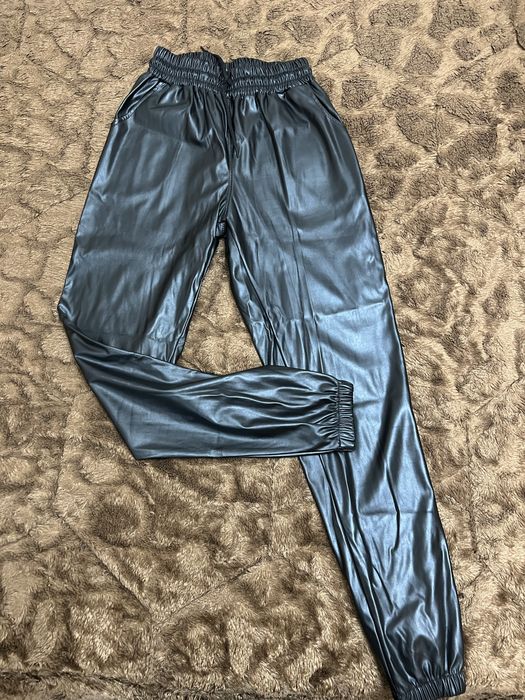 Кожаные штанишки