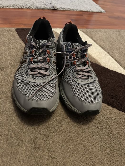 Asics 45 номер - чисто нови