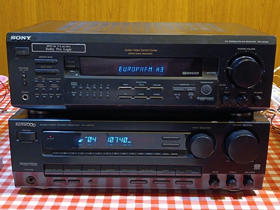 Amplituner Kenwood si Sony